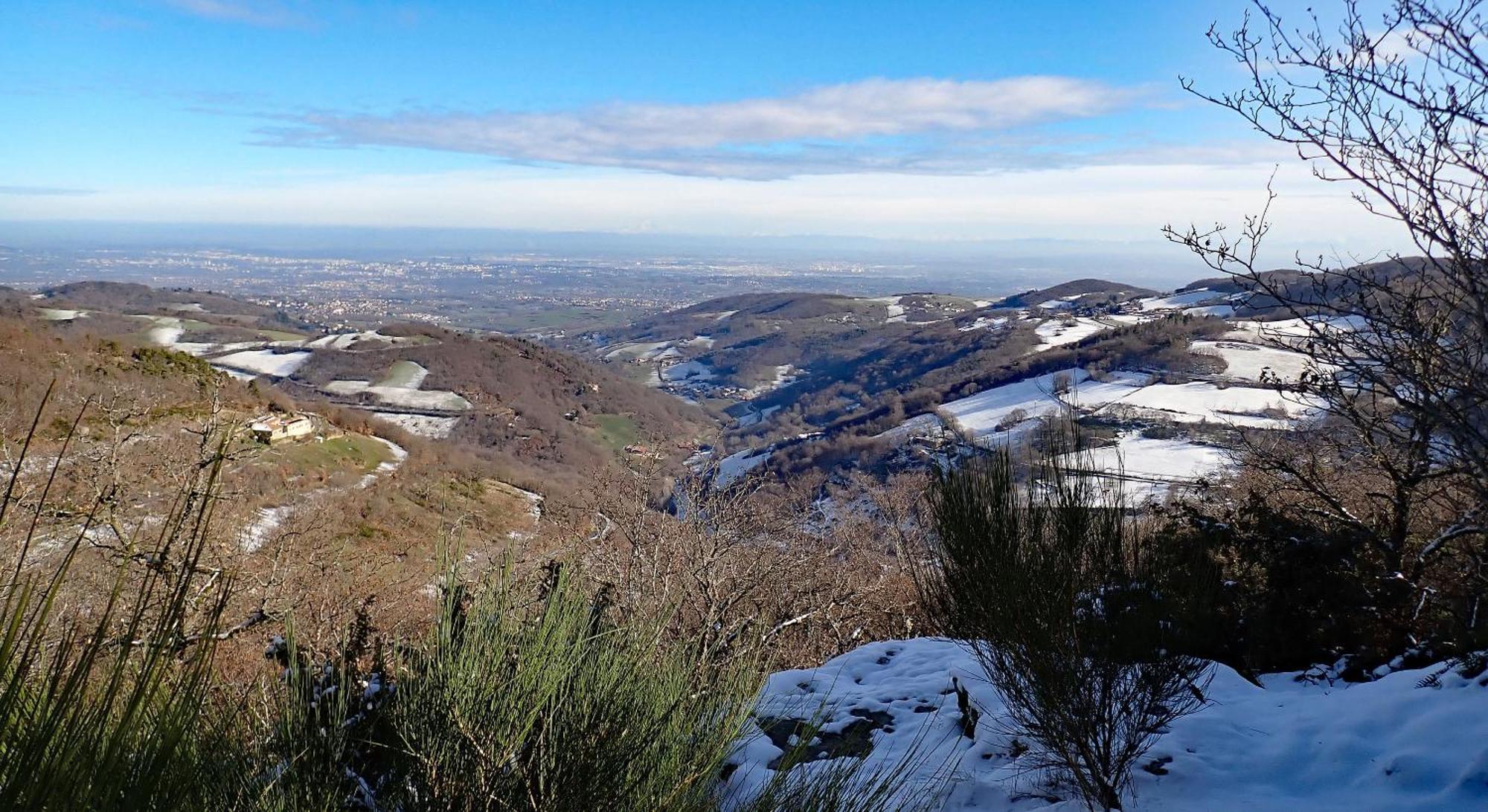 Gites Des Esselards Yzeron Exterior foto