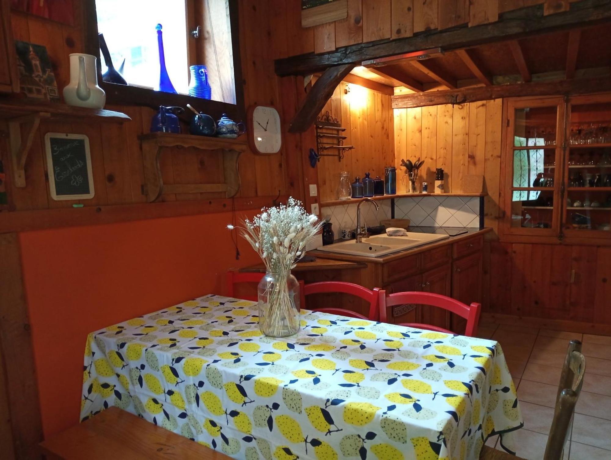 Gites Des Esselards Yzeron Exterior foto